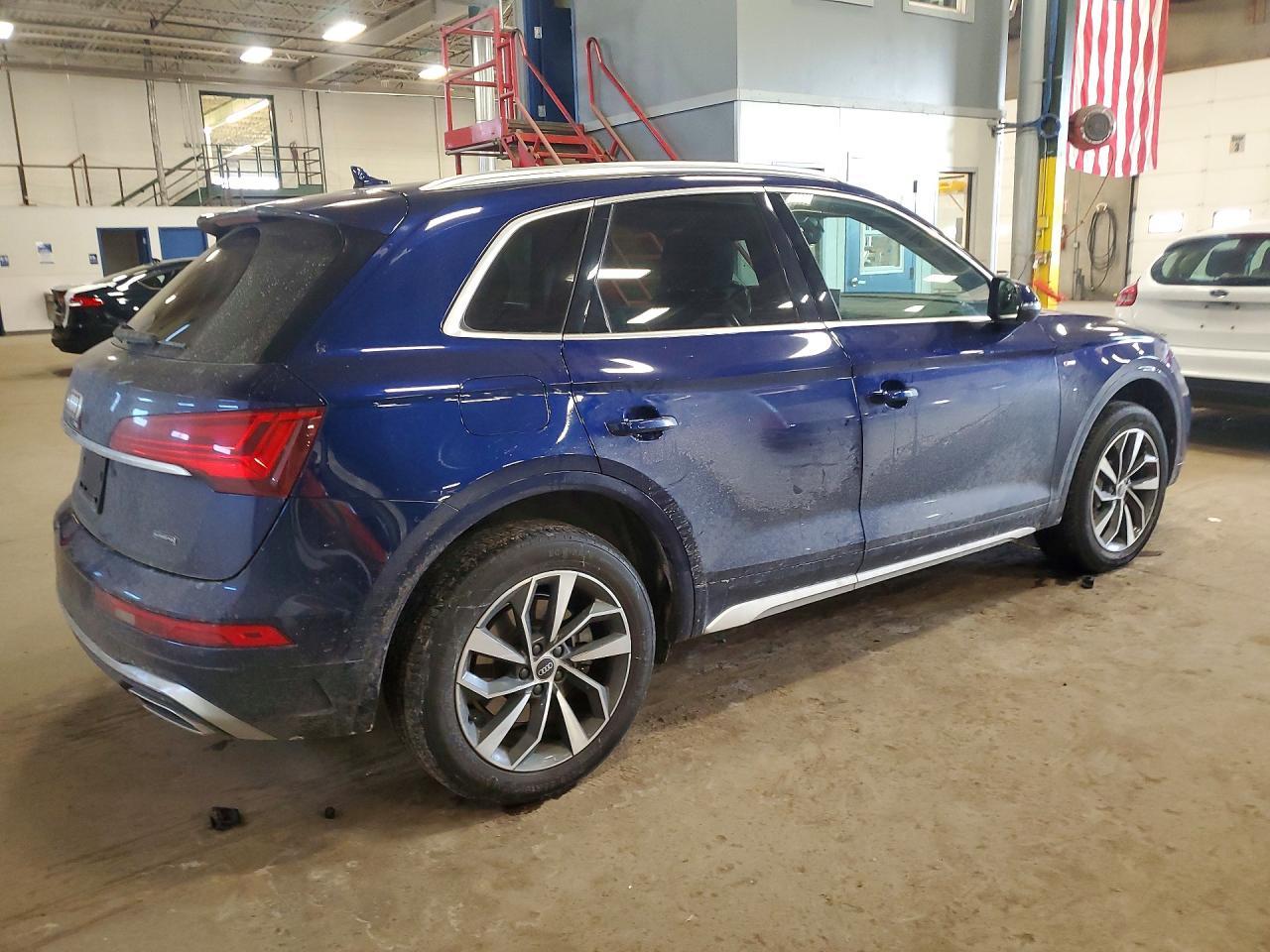 2022 AUDI Q5