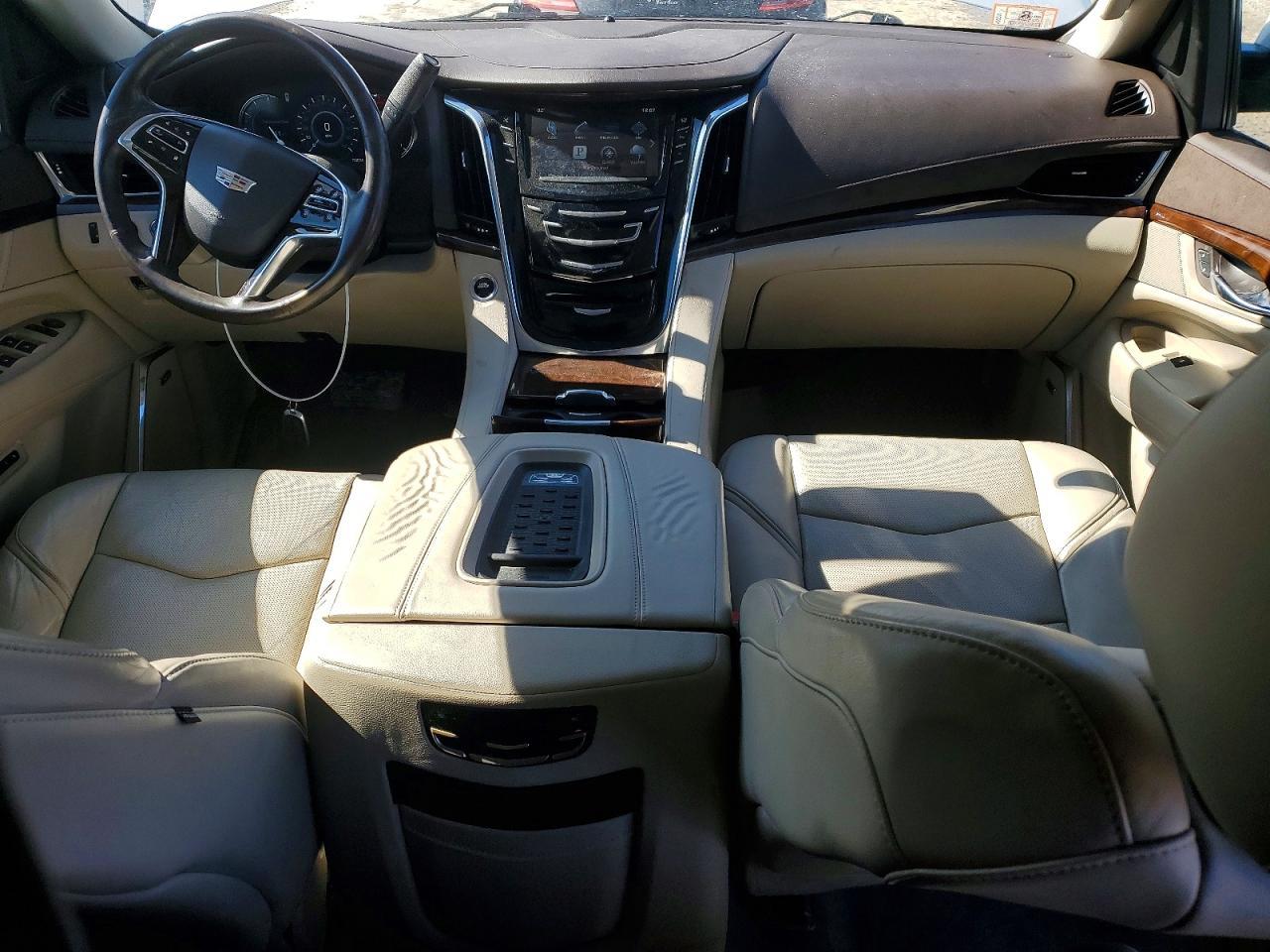 2016 CADILLAC ESCALADE