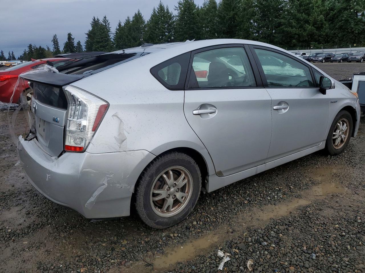 2010 TOYOTA PRIUS