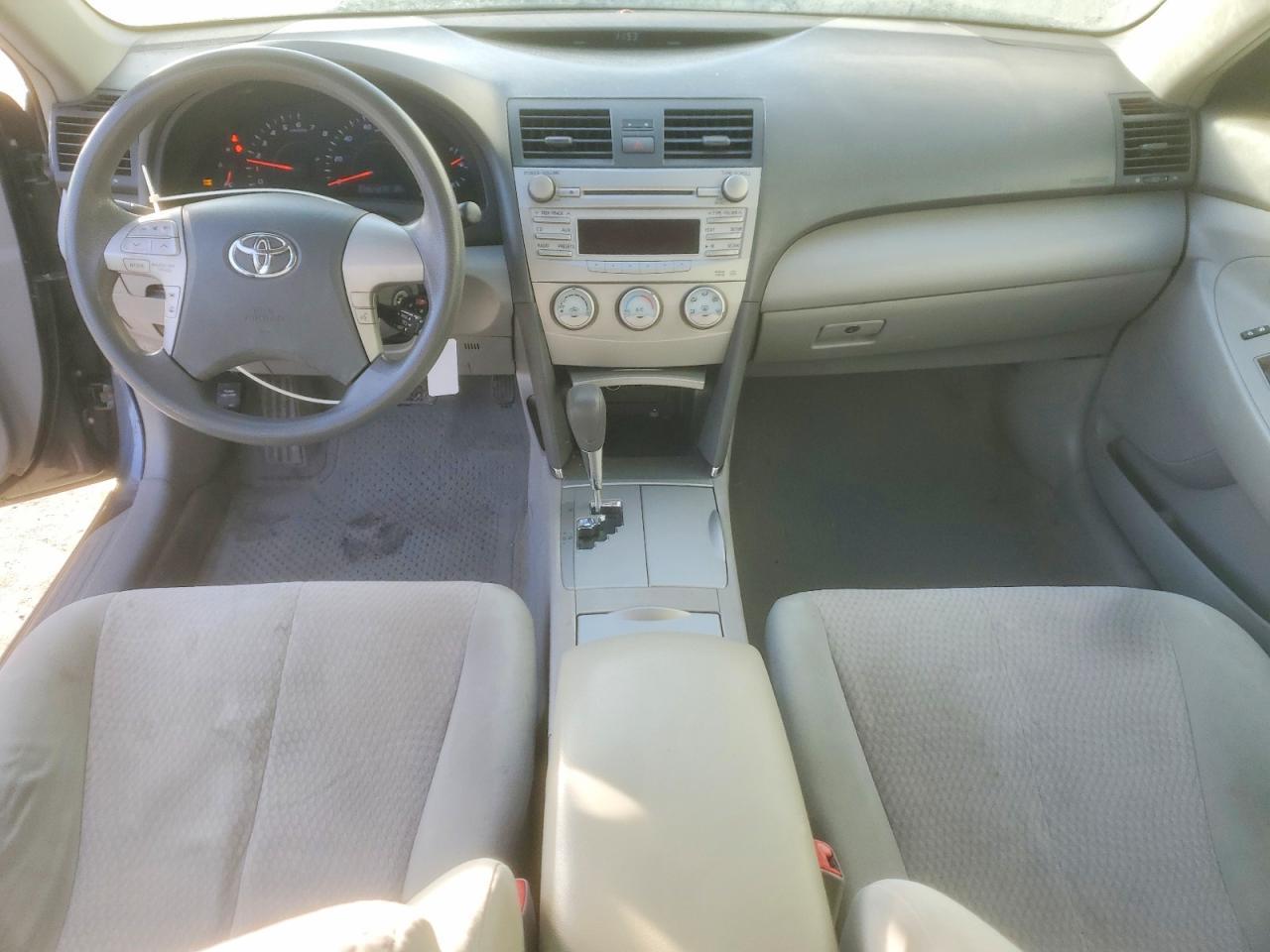 2011 TOYOTA CAMRY