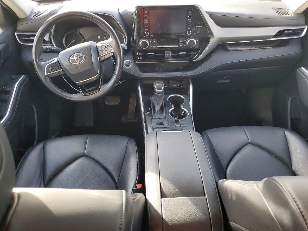 2020 TOYOTA HIGHLANDER