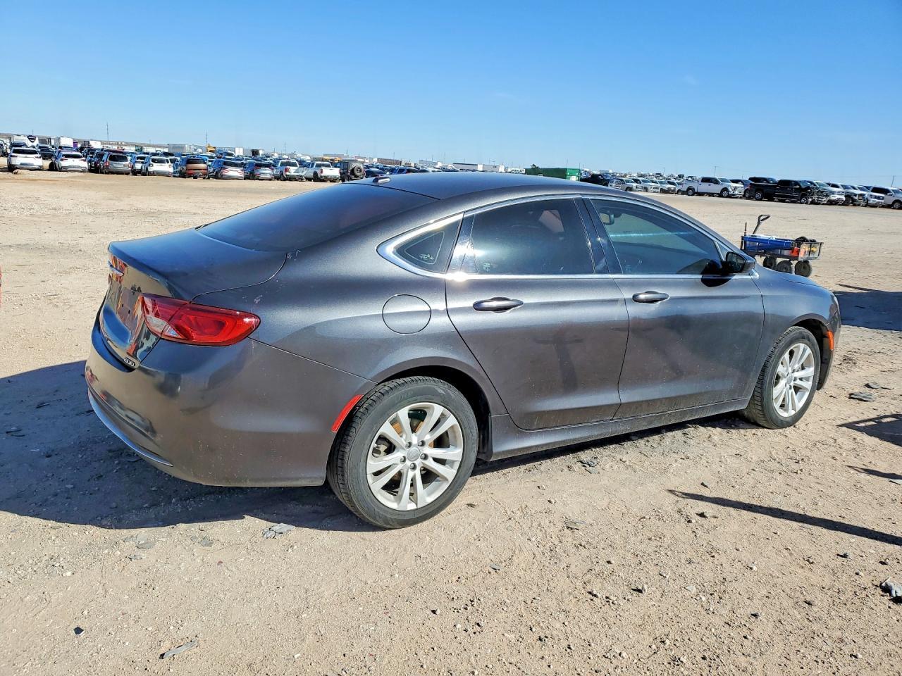 2016 CHRYSLER 200