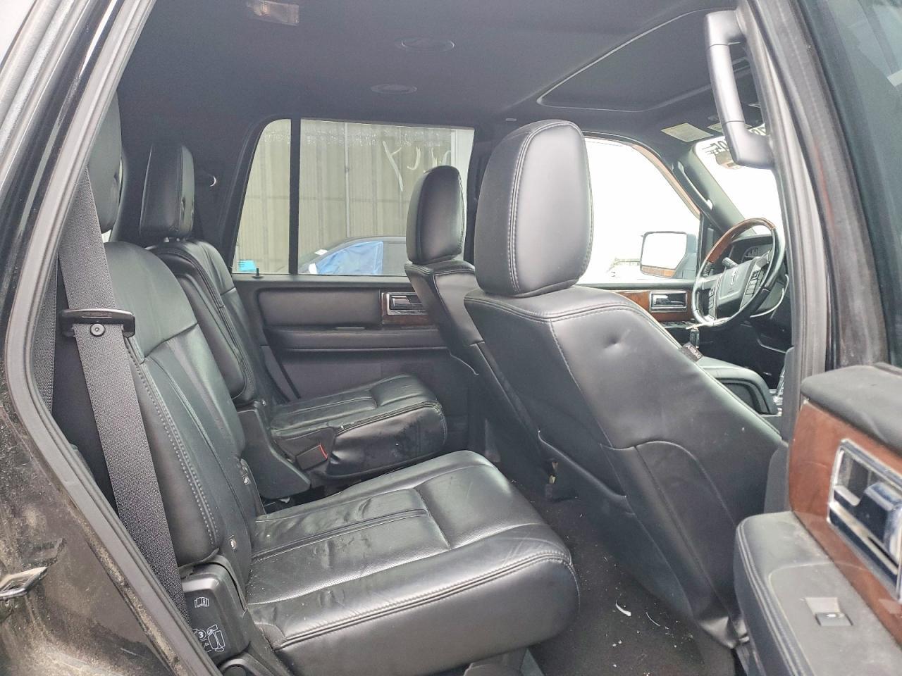 2015 LINCOLN Navigator