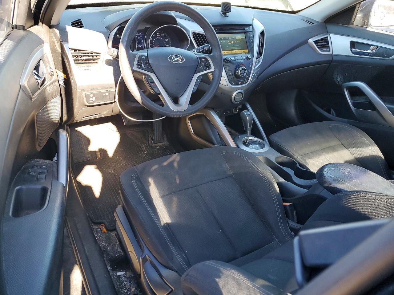 2015 HYUNDAI VELOSTER