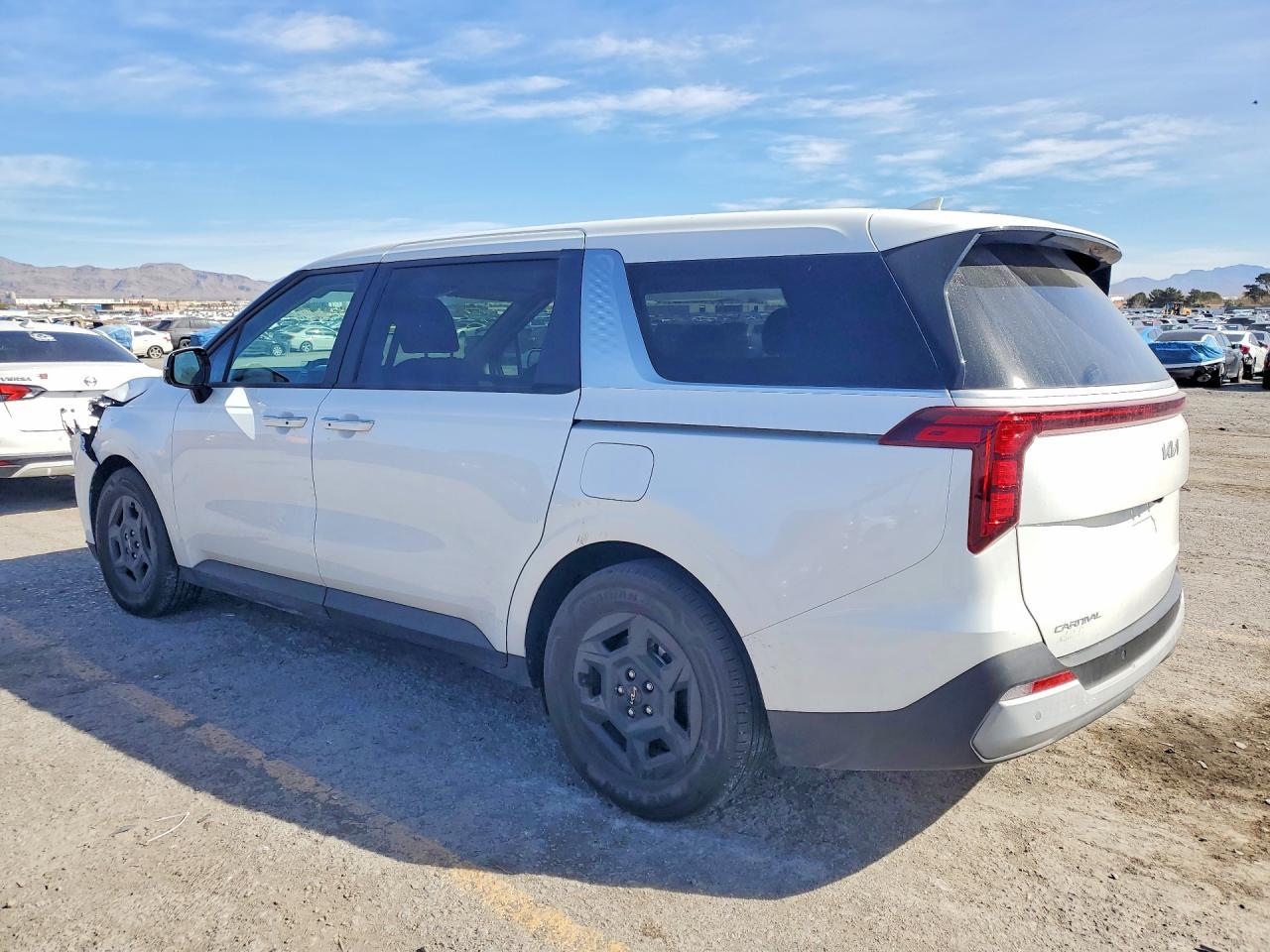 2025 KIA Carnival