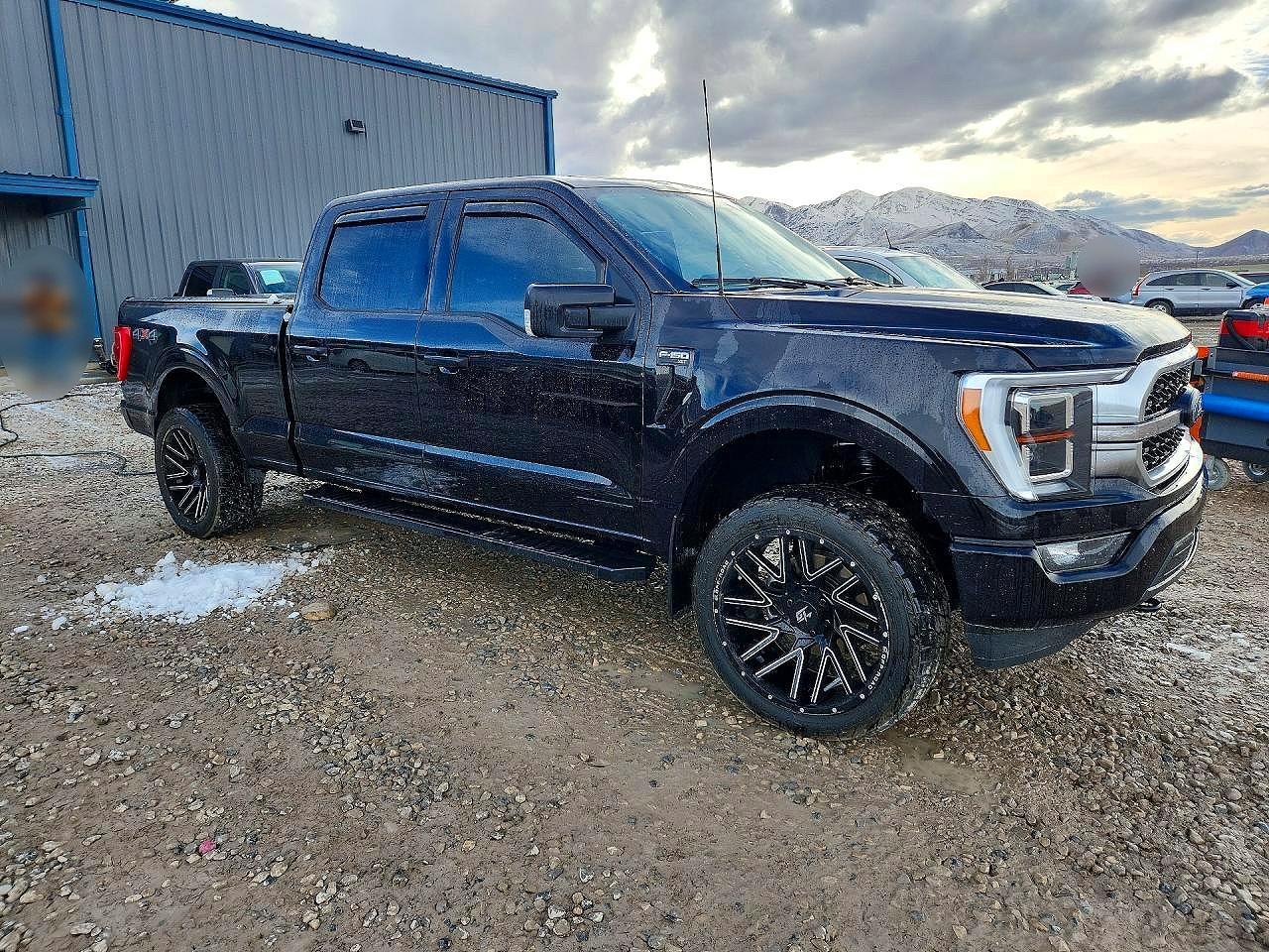 2023 FORD F-150 Lightning