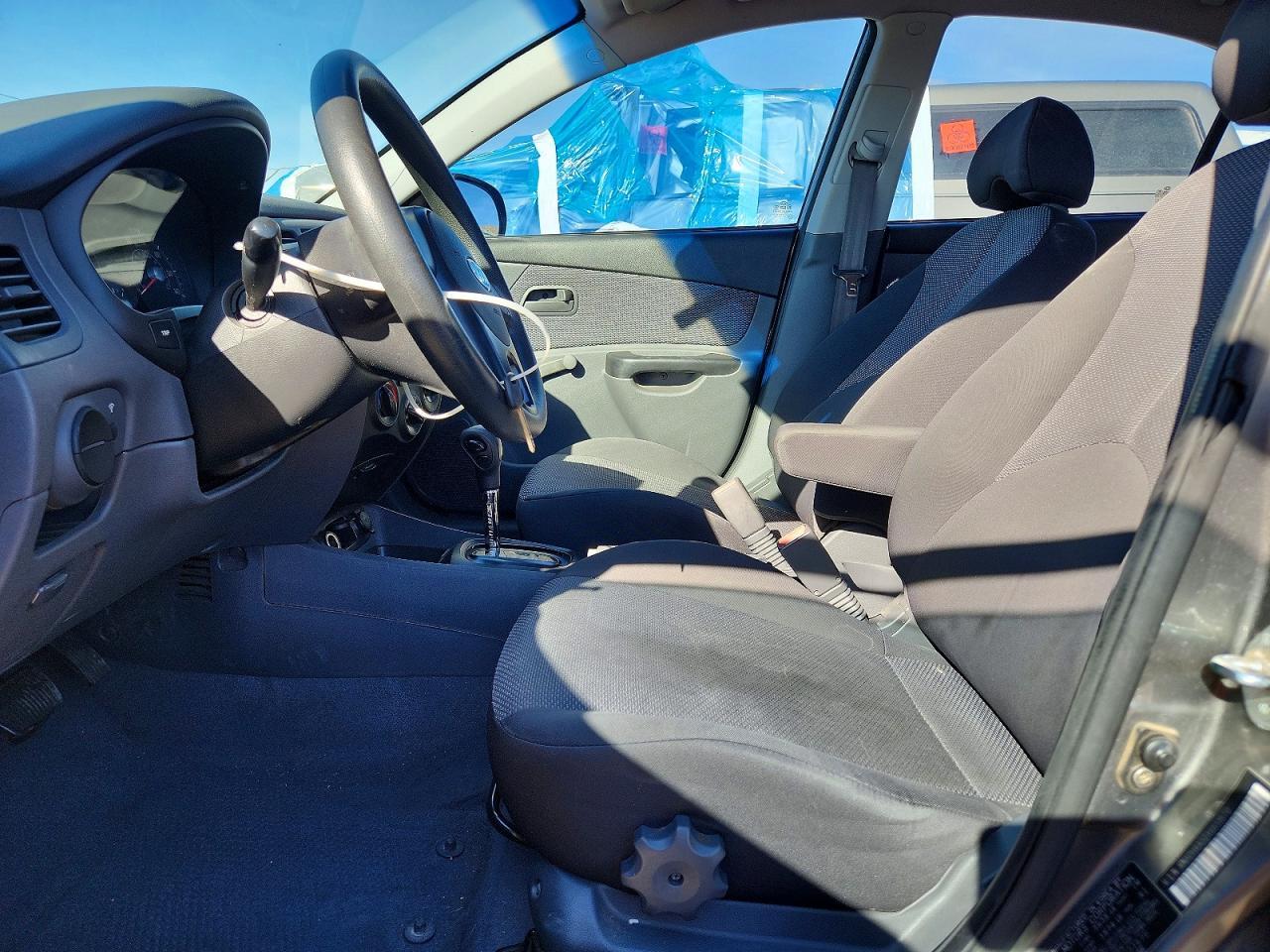 2010 KIA RIO