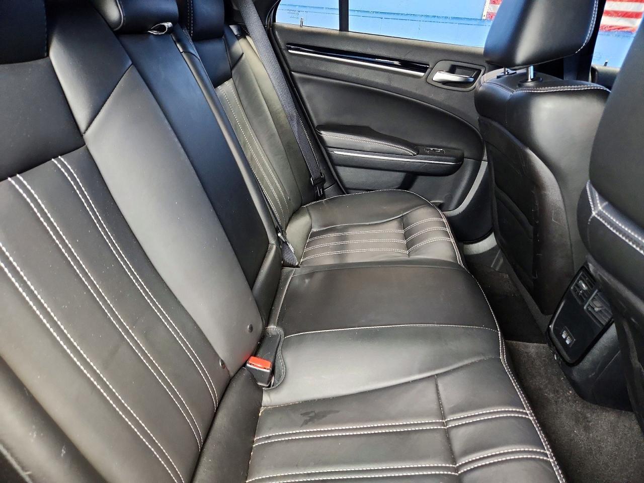 2018 CHRYSLER 300