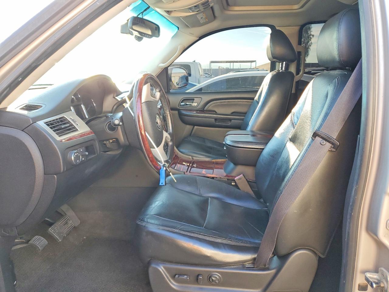 2008 CADILLAC ESCALADE