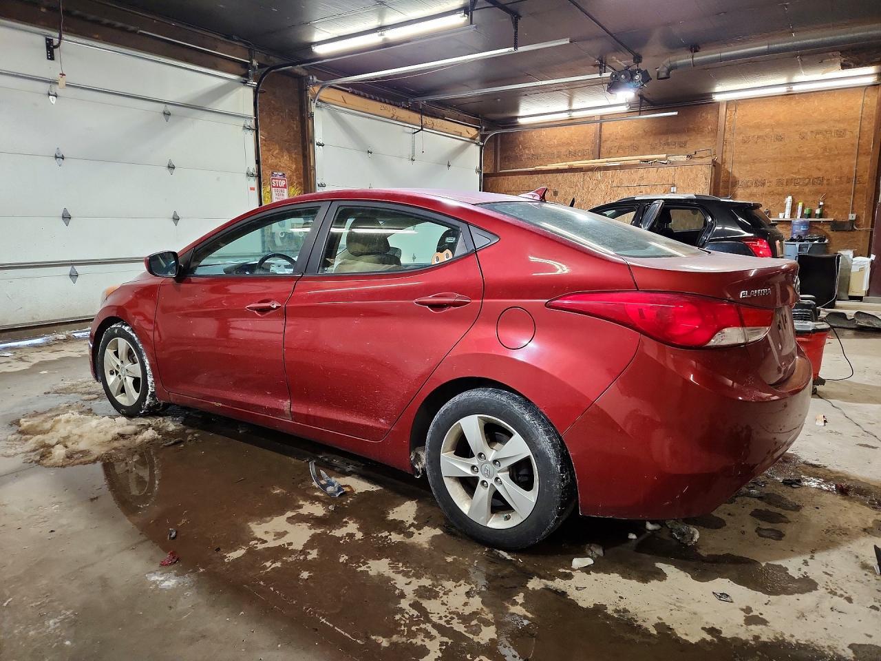 2012 HYUNDAI ELANTRA