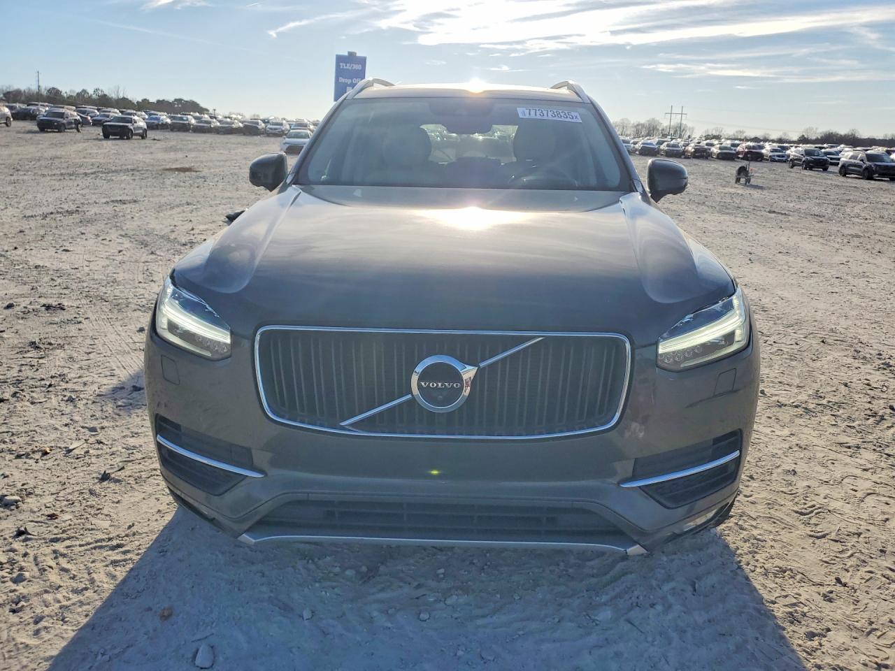 2018 VOLVO XC90