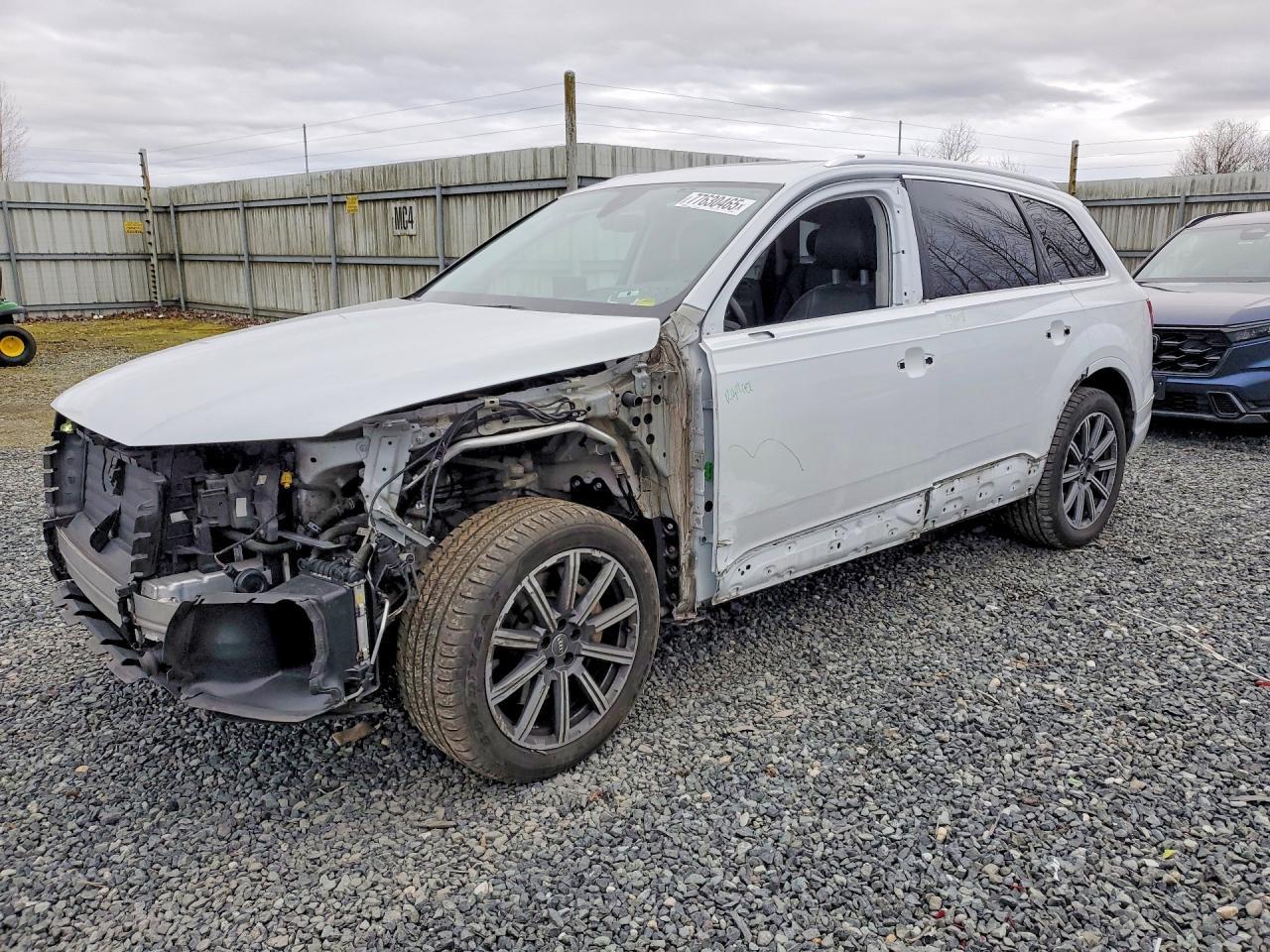 2017 AUDI Q7