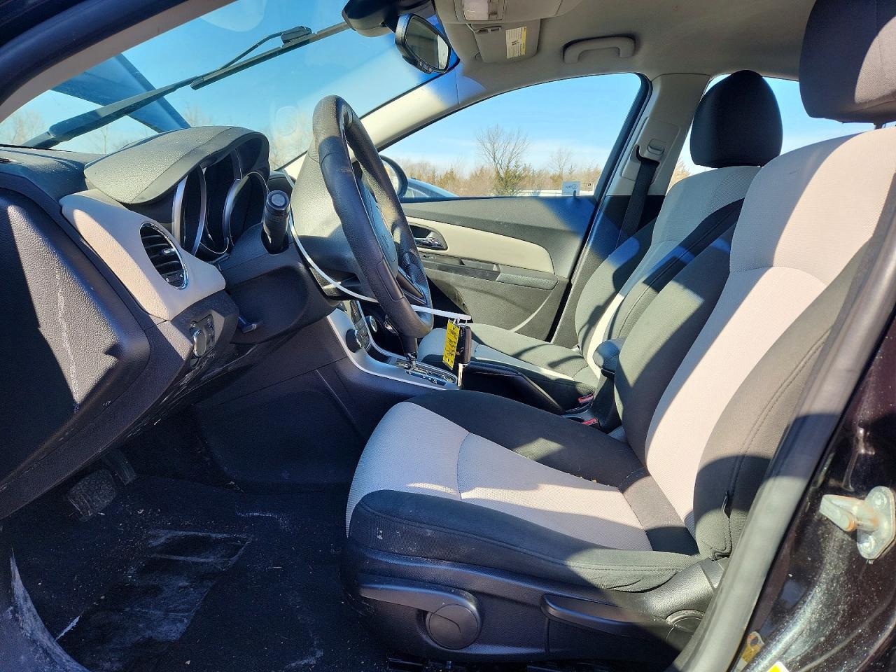 2011 CHEVROLET CRUZE