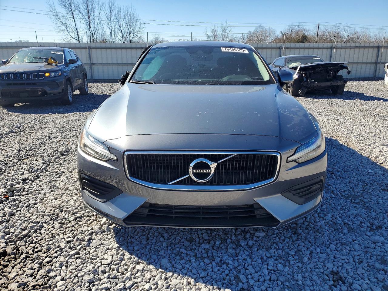 2019 VOLVO S60