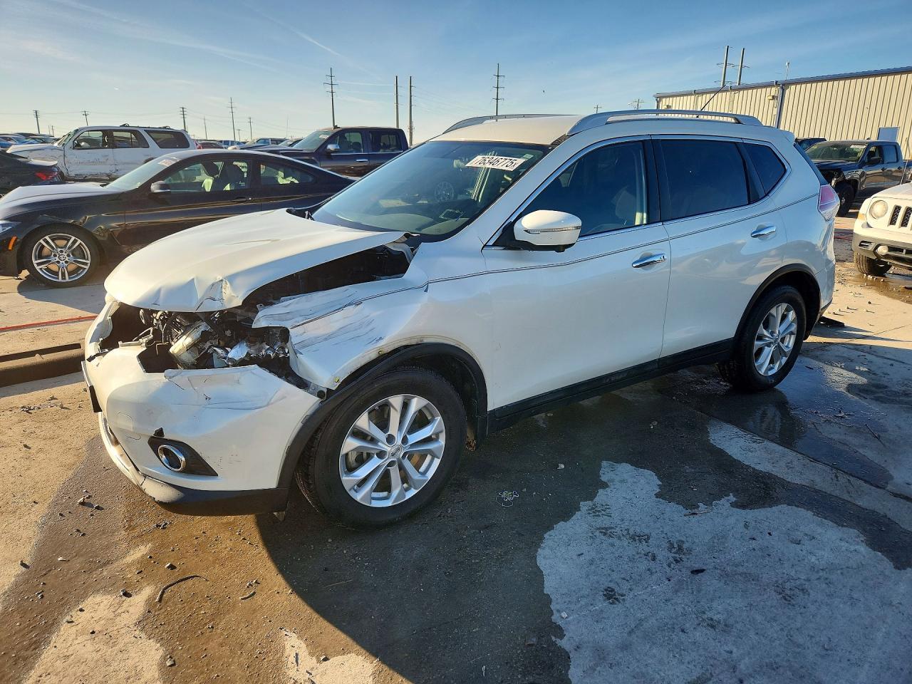 2015 NISSAN ROGUE