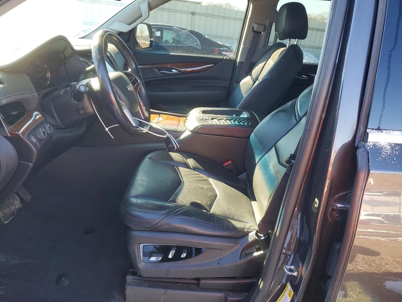 2017 CADILLAC Escalade ESV