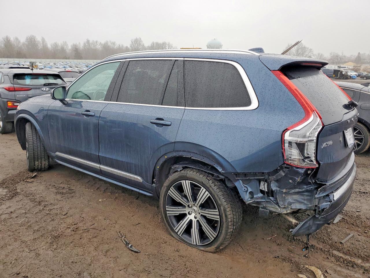 2024 VOLVO XC90