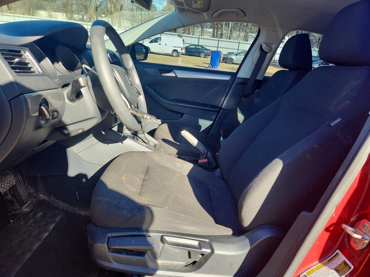2016 VOLKSWAGEN JETTA