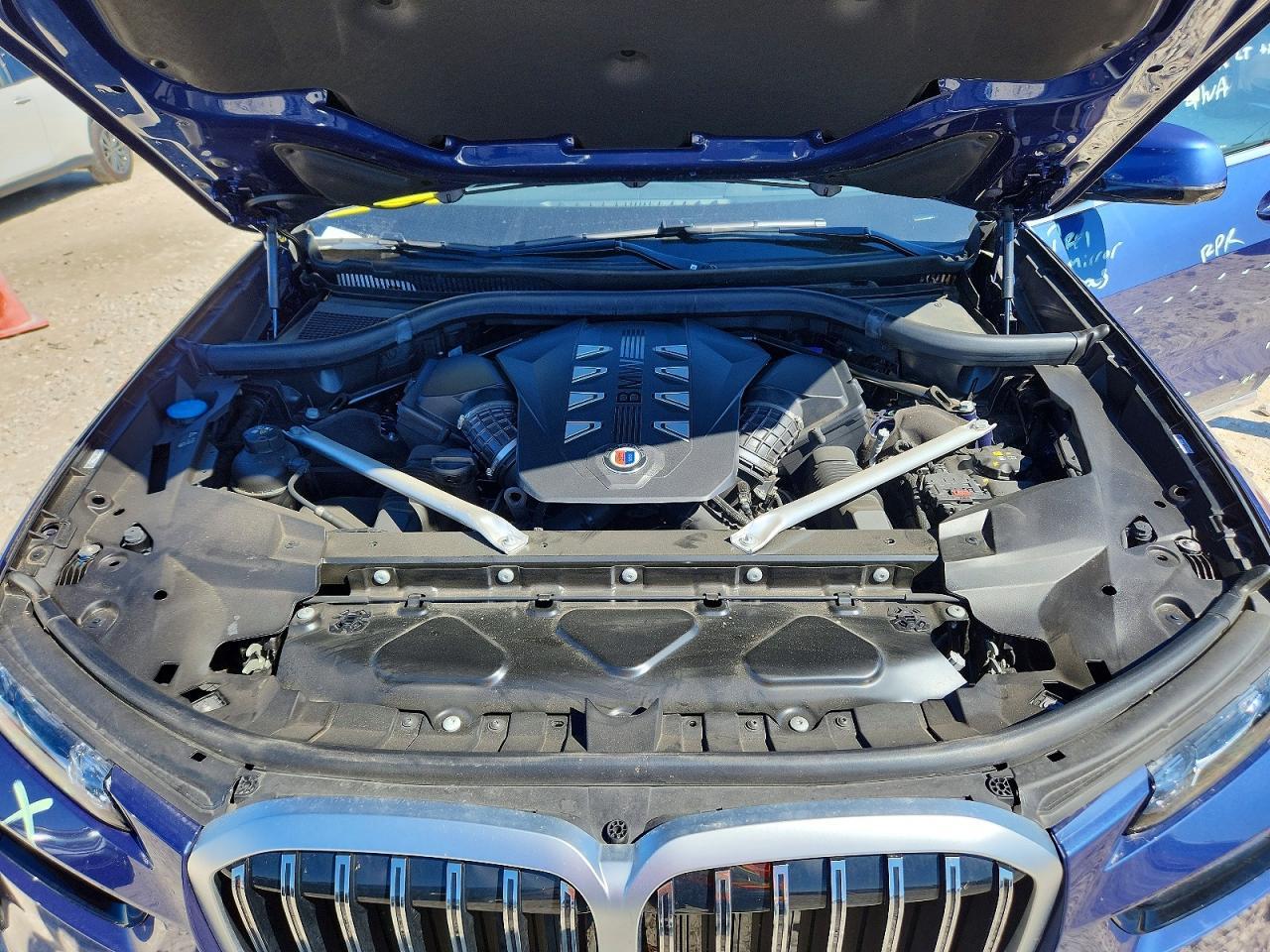 2024 BMW X7
