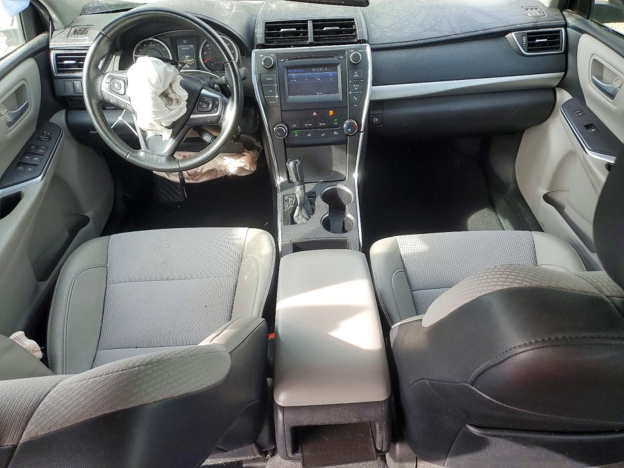 2016 TOYOTA CAMRY