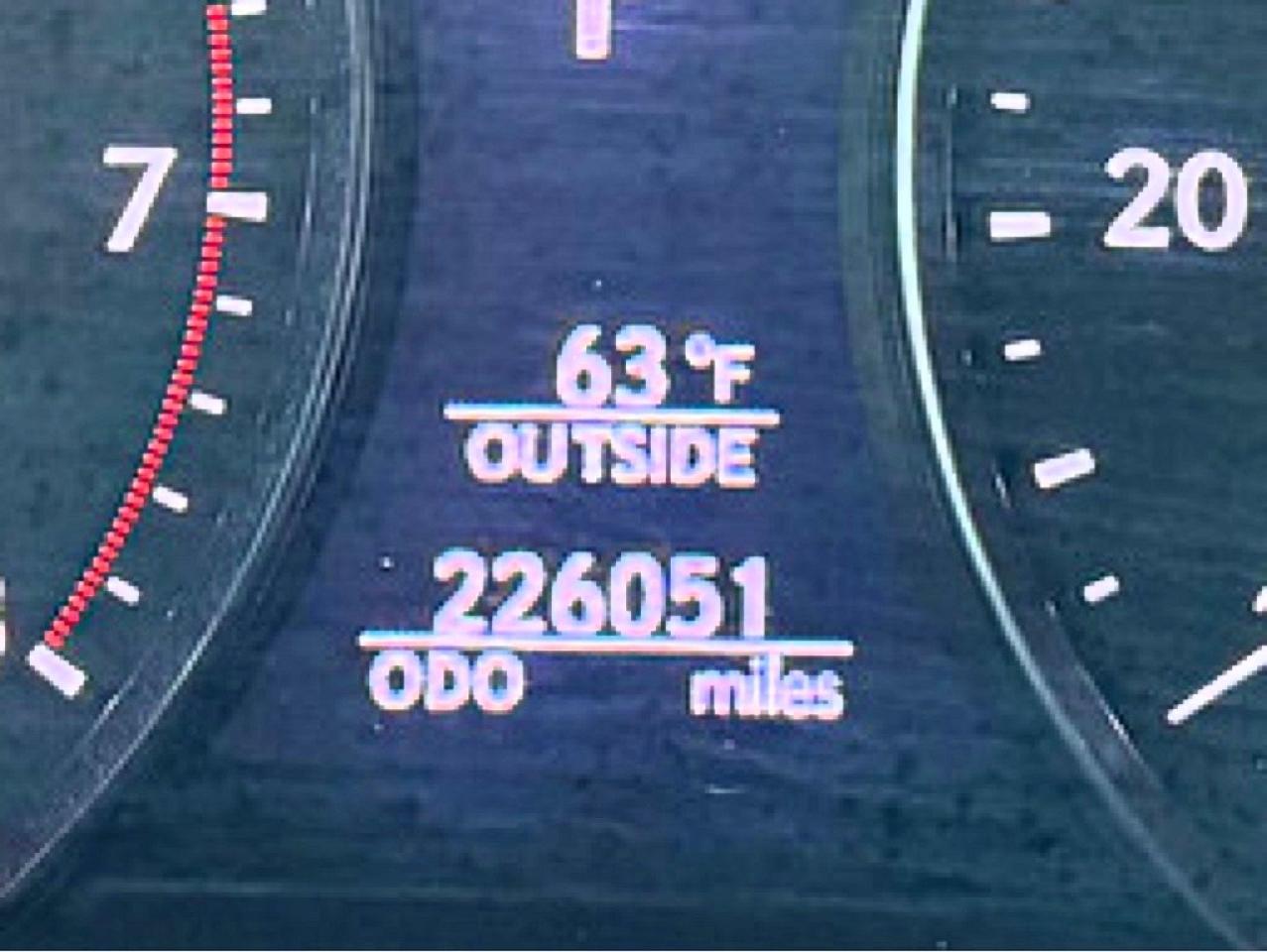 2013 LEXUS LS 460