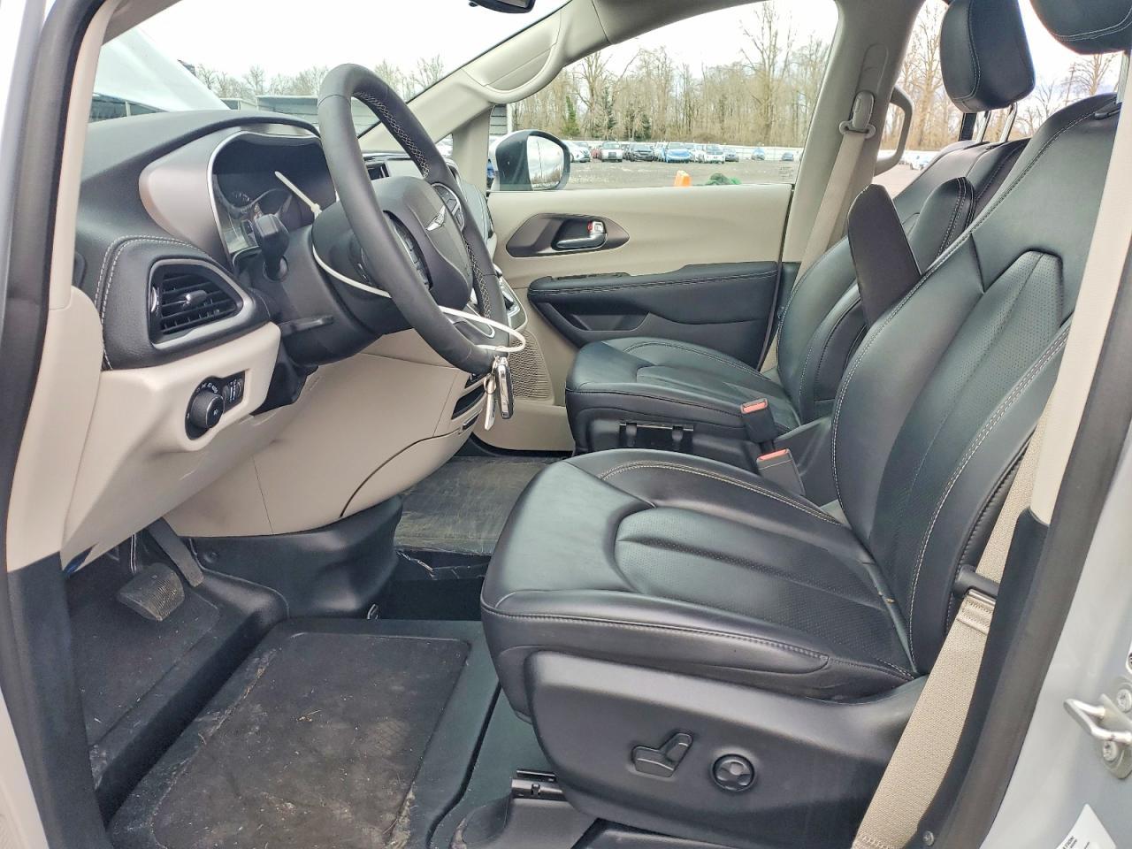 2023 CHRYSLER Pacifica