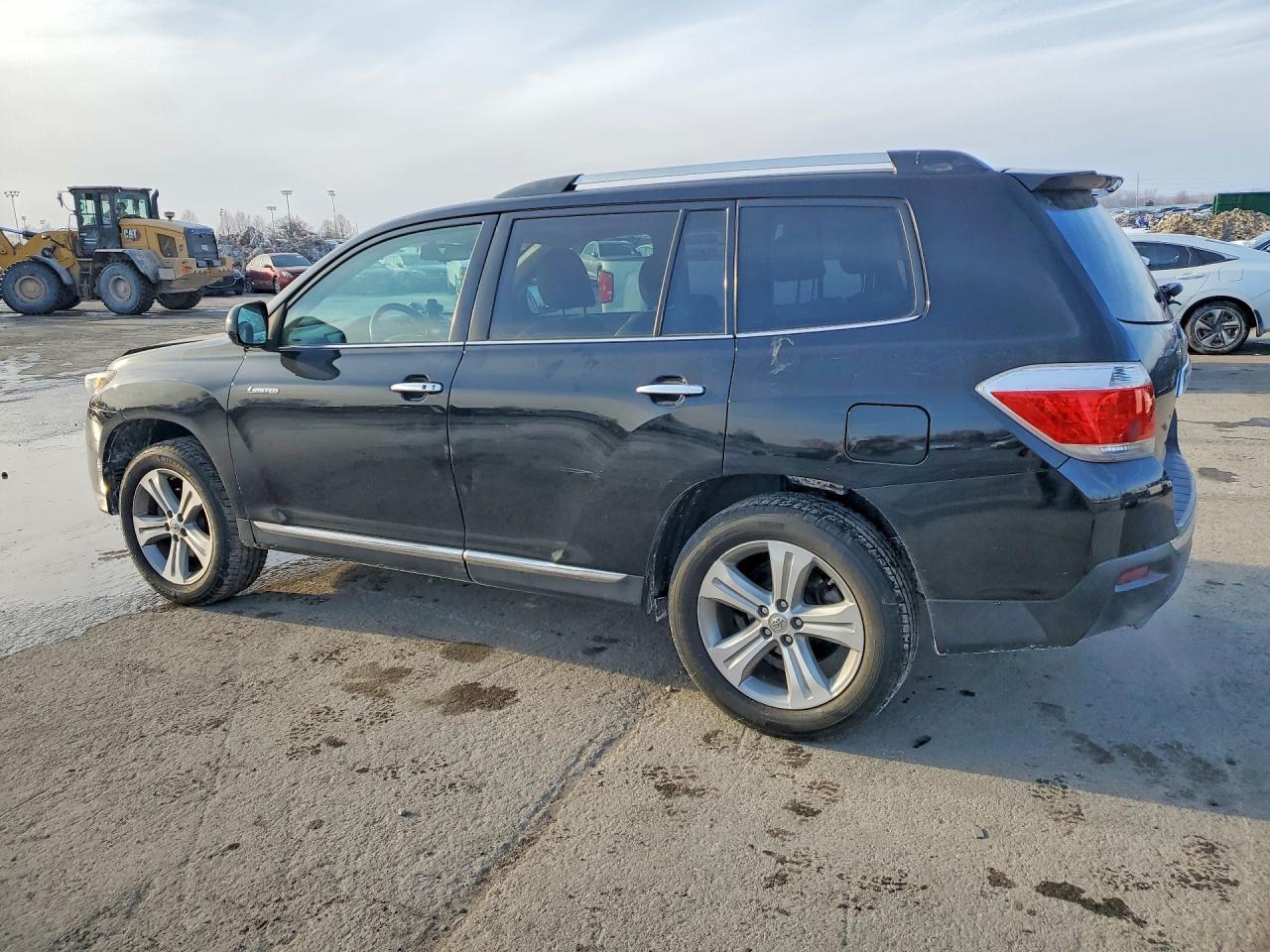 2013 TOYOTA HIGHLANDER