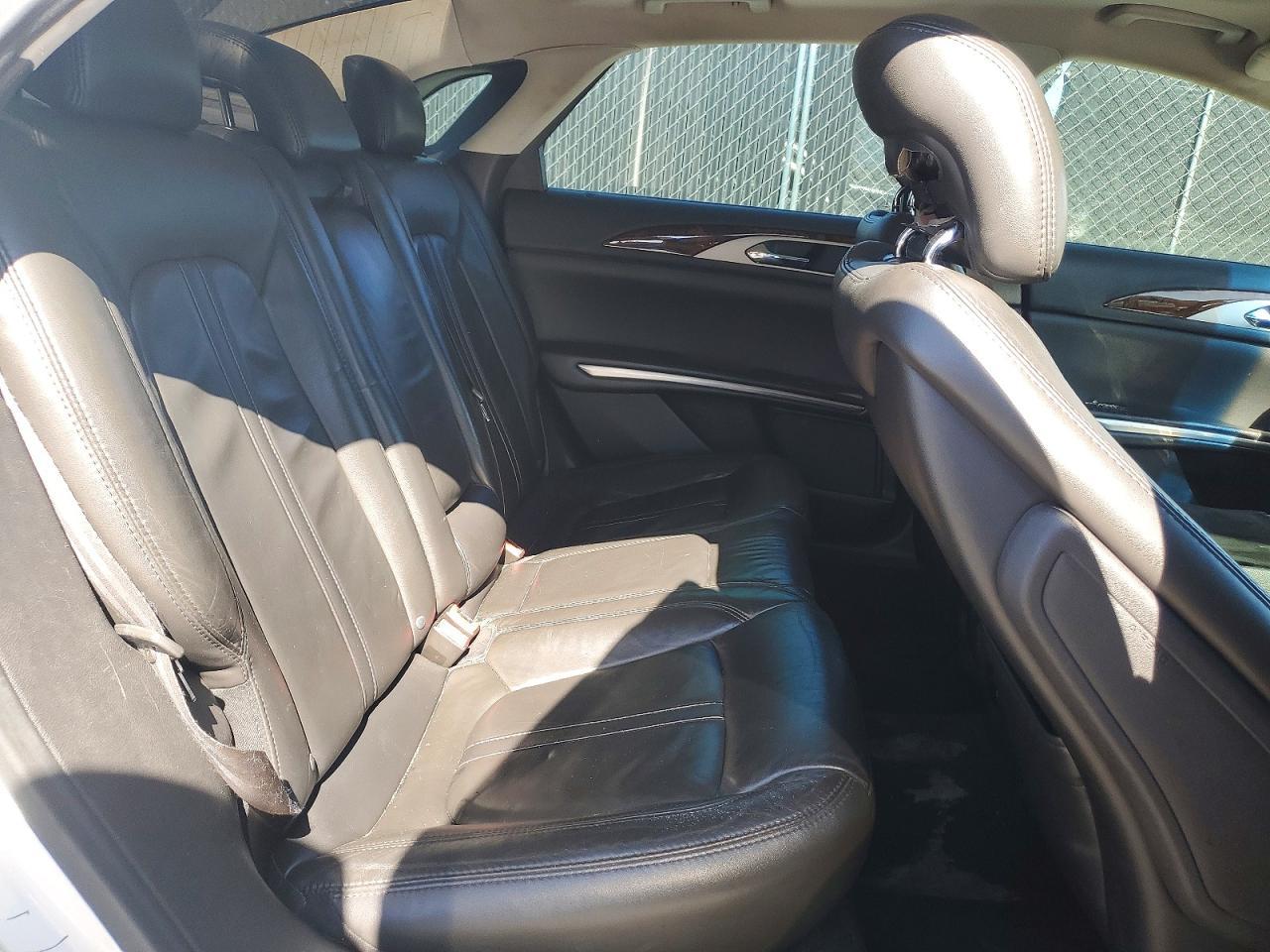 2013 LINCOLN MKZ
