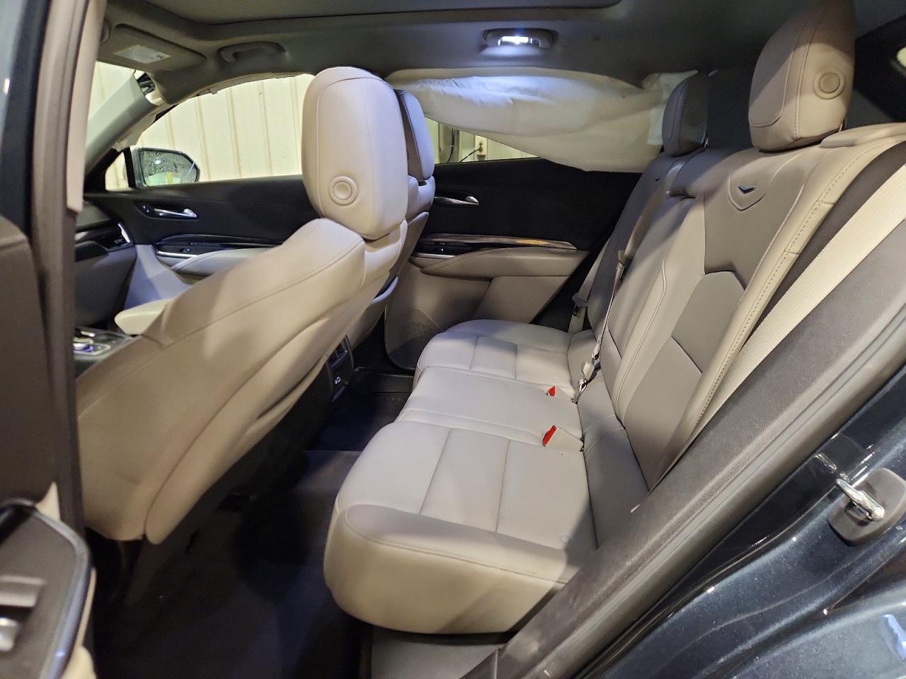 2021 CADILLAC XT4