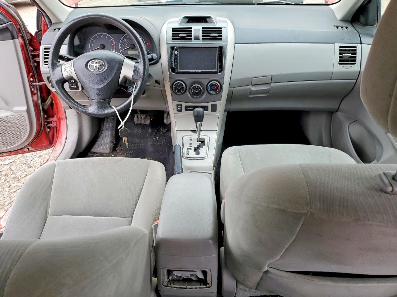 2013 TOYOTA COROLLA
