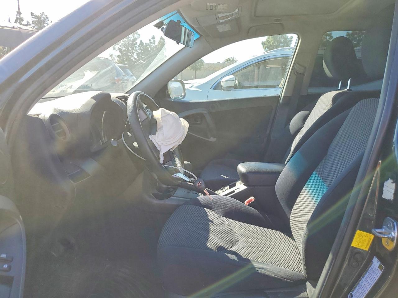 2011 TOYOTA RAV4
