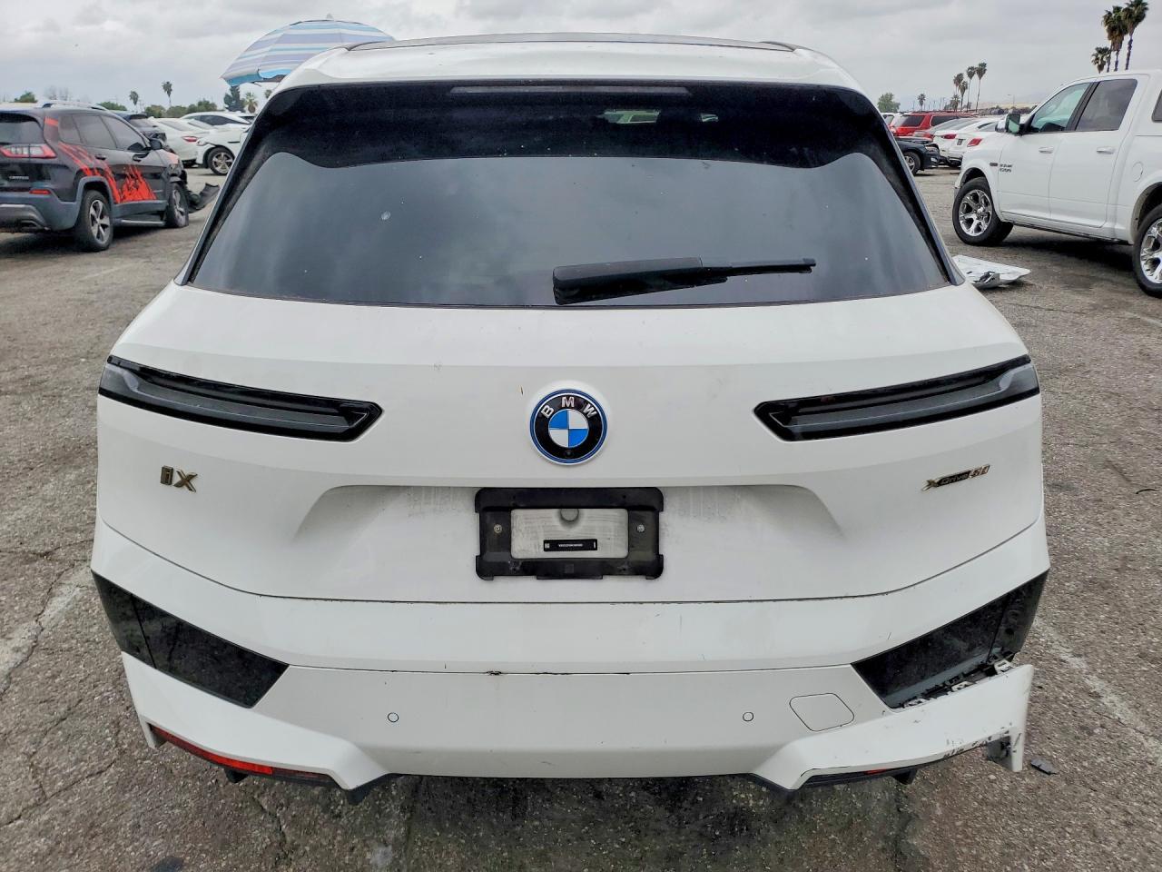 2024 BMW iX
