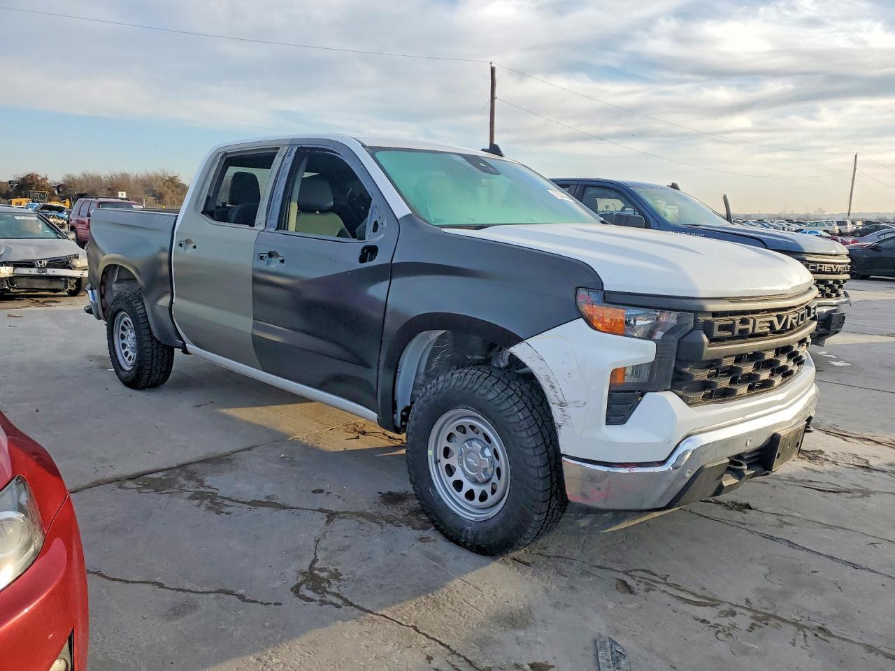 2024 CHEVROLET Silverado