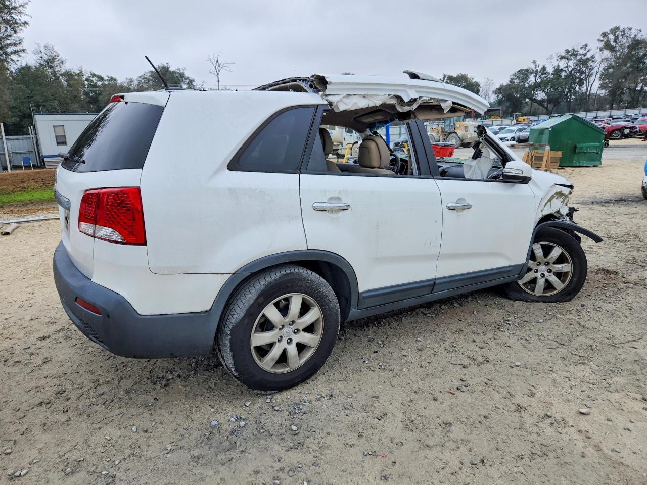 2011 KIA SORENTO