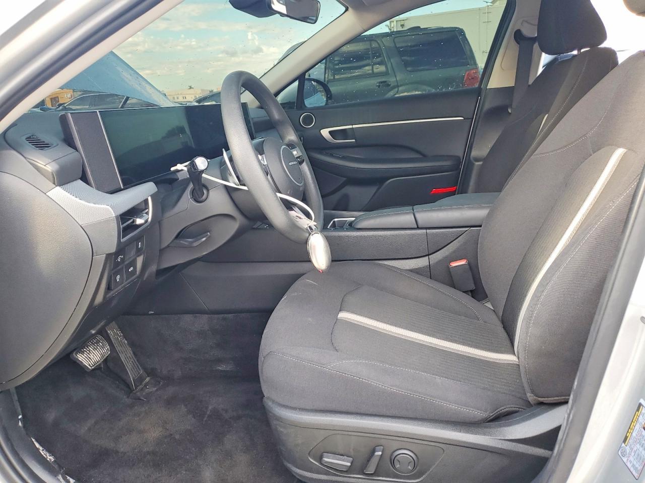 2025 HYUNDAI SONATA