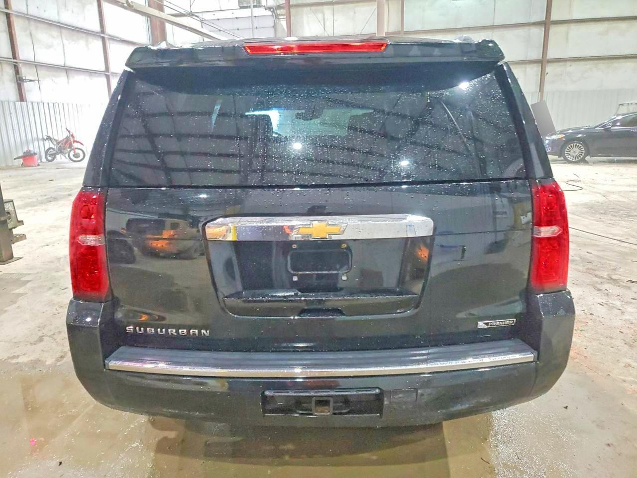 2017 CHEVROLET Suburban