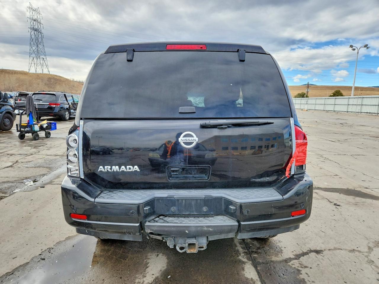 2014 NISSAN Armada