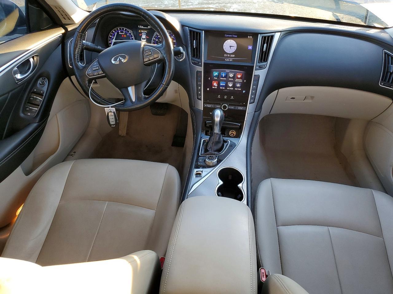 2015 INFINITI Q50