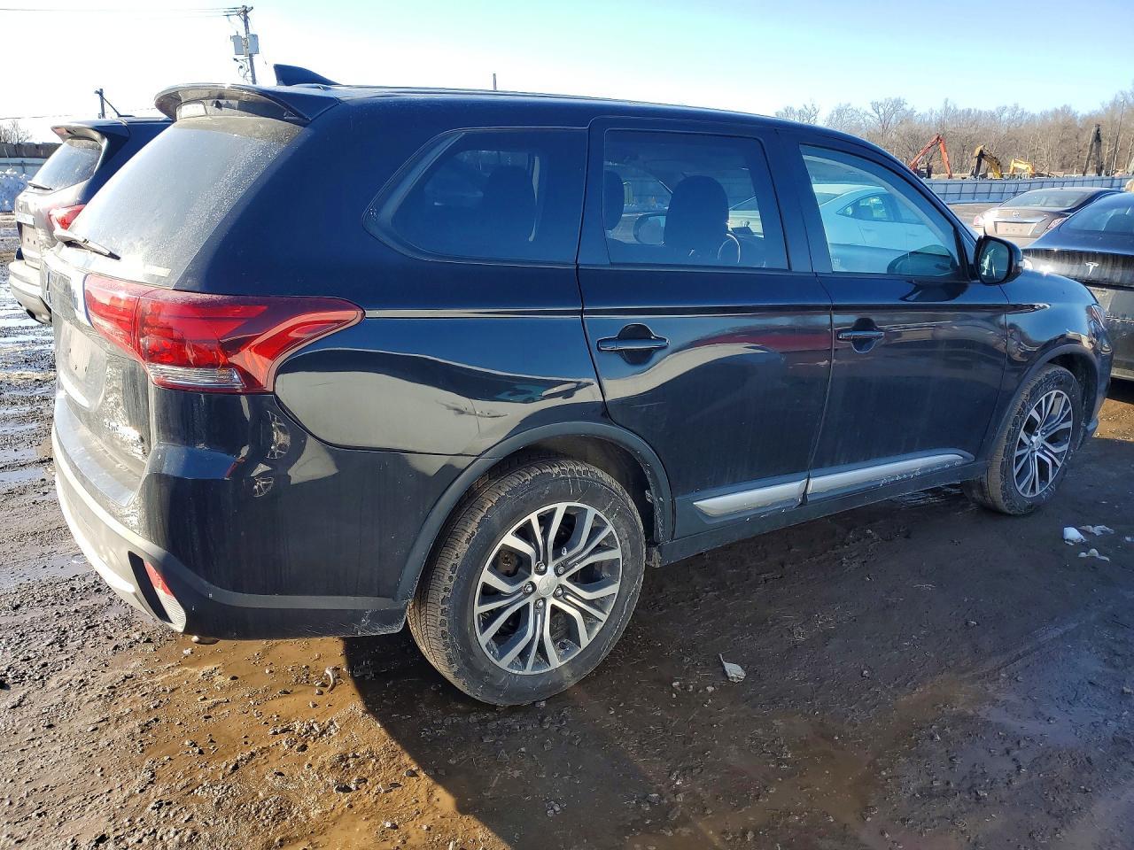 2017 MITSUBISHI outlander