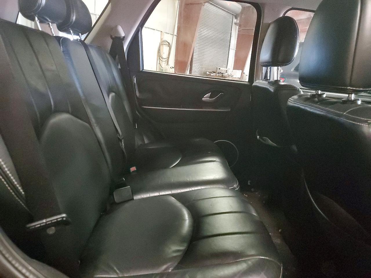 2005 MERCURY Mariner