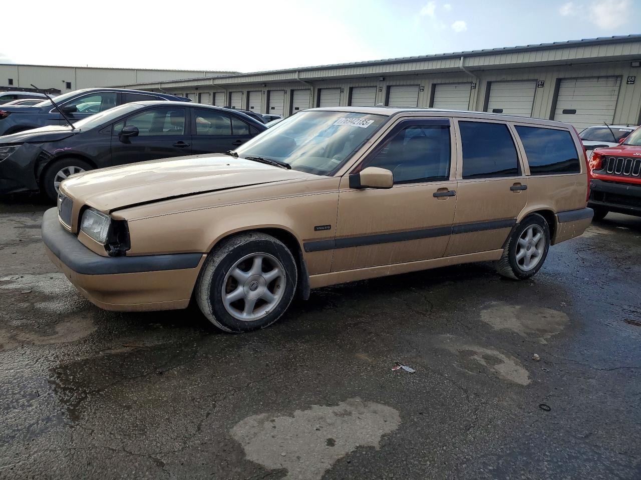 1996 VOLVO 850