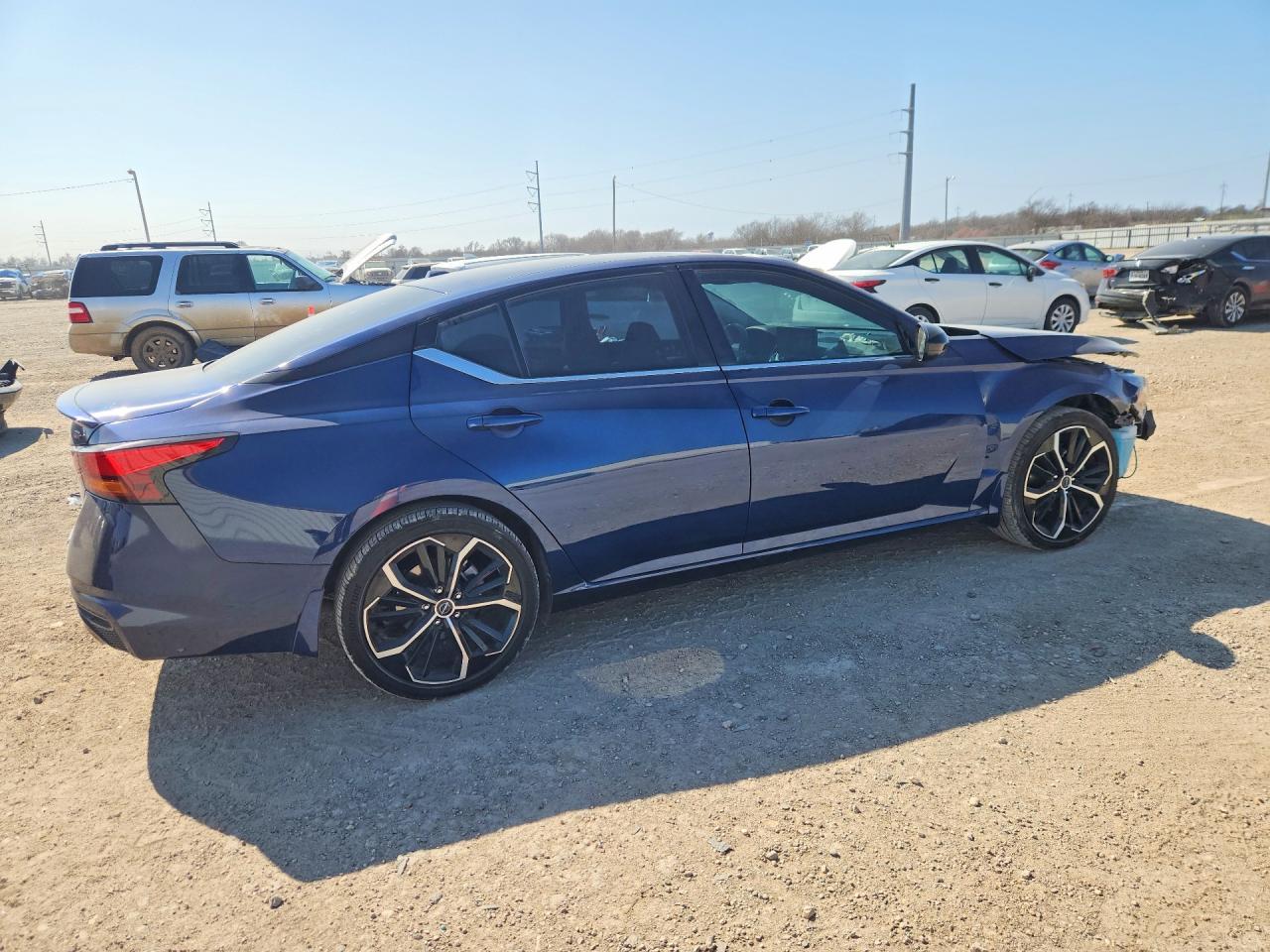2023 NISSAN ALTIMA