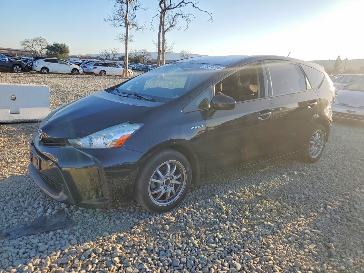 2016 TOYOTA PRIUS V