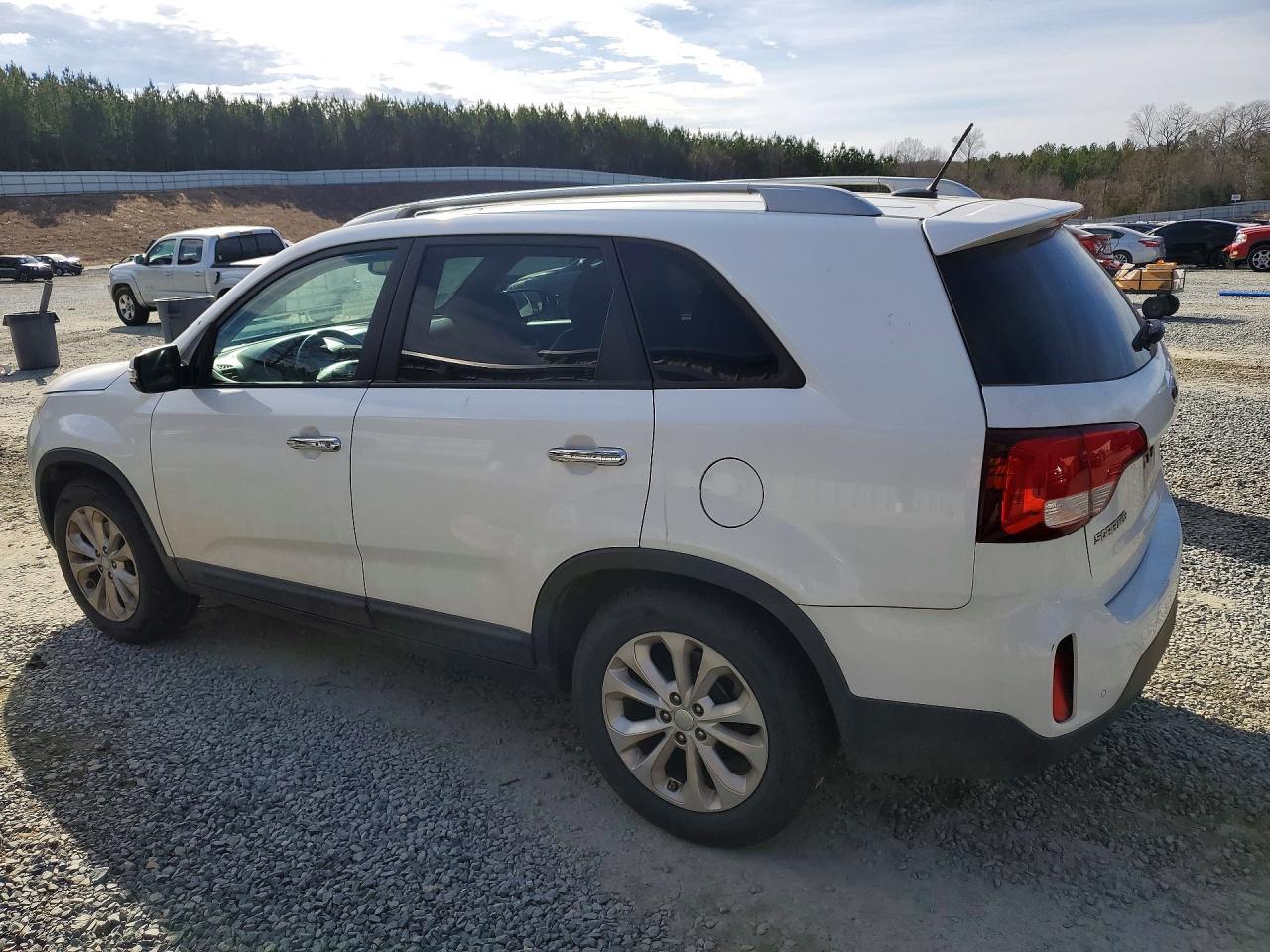 2014 KIA SORENTO