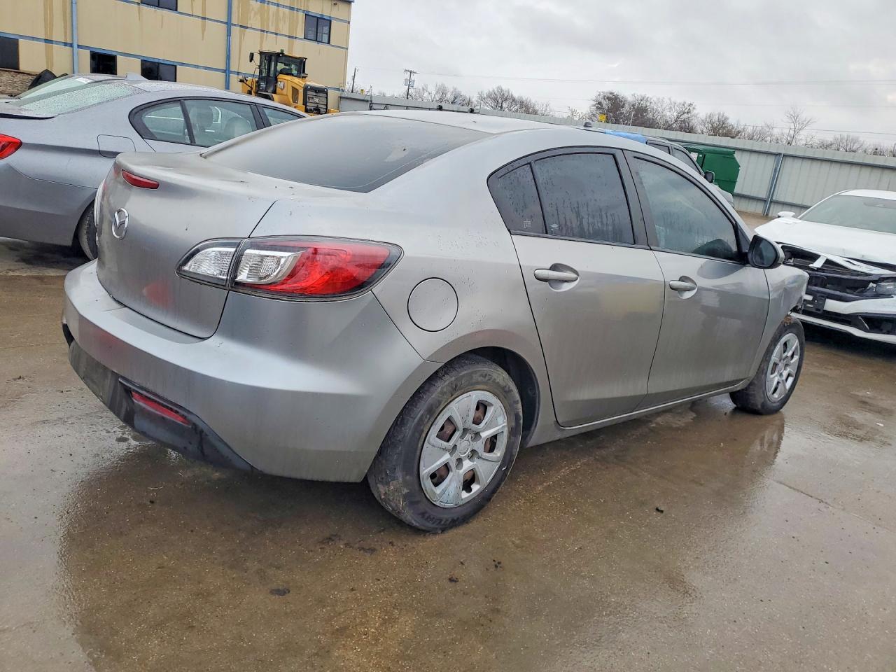 2010 MAZDA 3