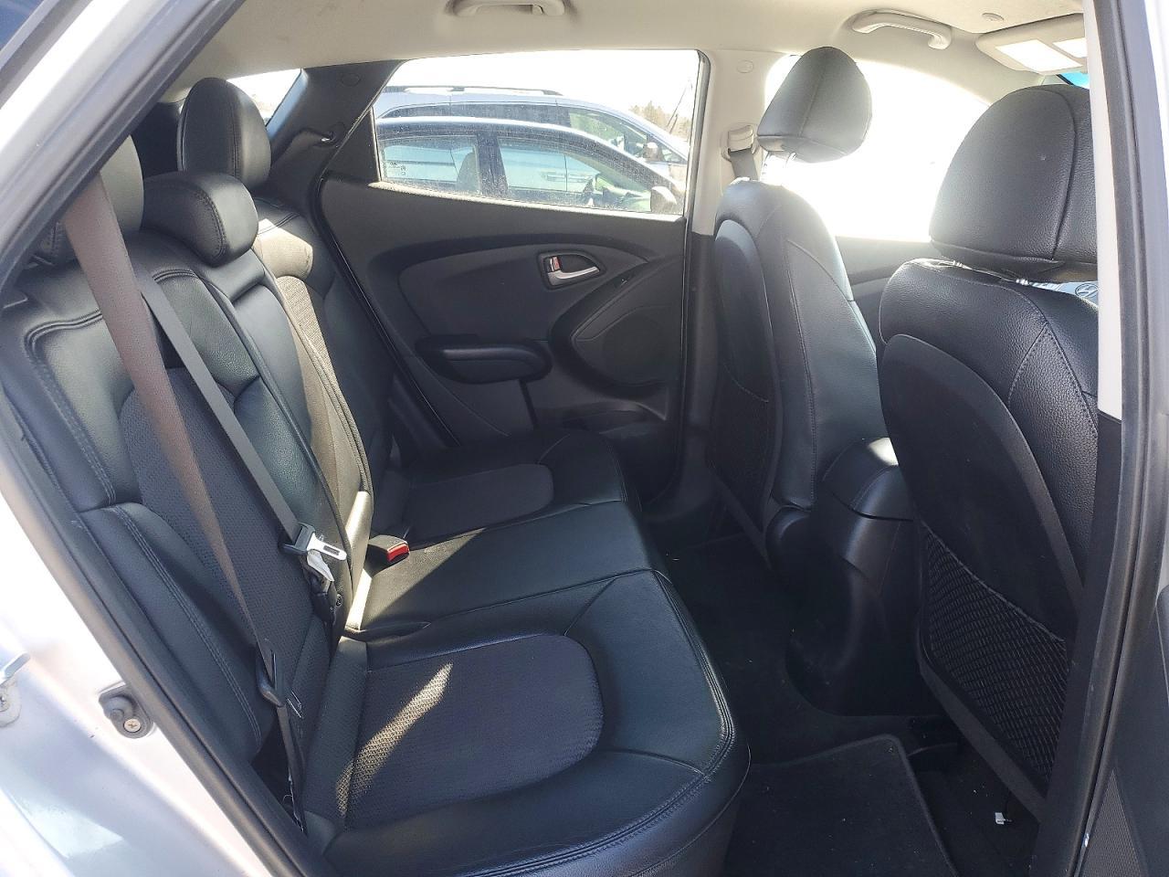 2012 HYUNDAI TUCSON