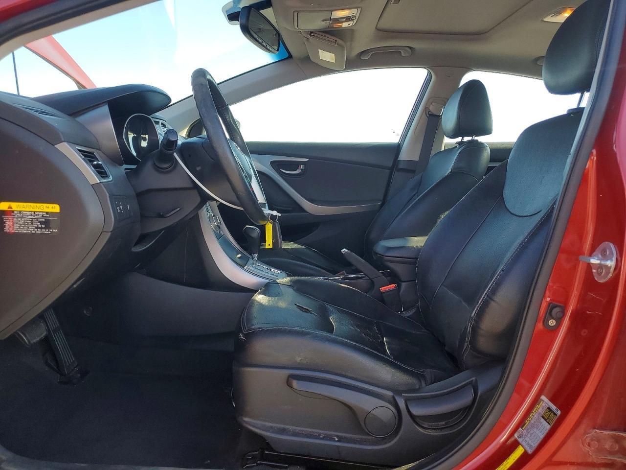 2012 HYUNDAI ELANTRA