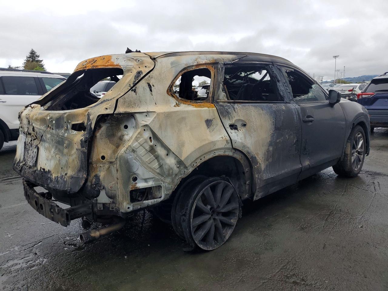 2016 MAZDA CX-9