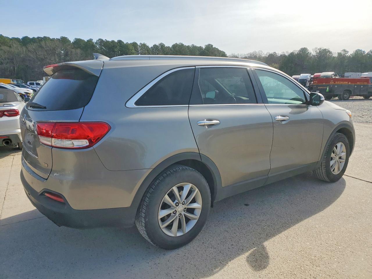 2017 KIA SORENTO