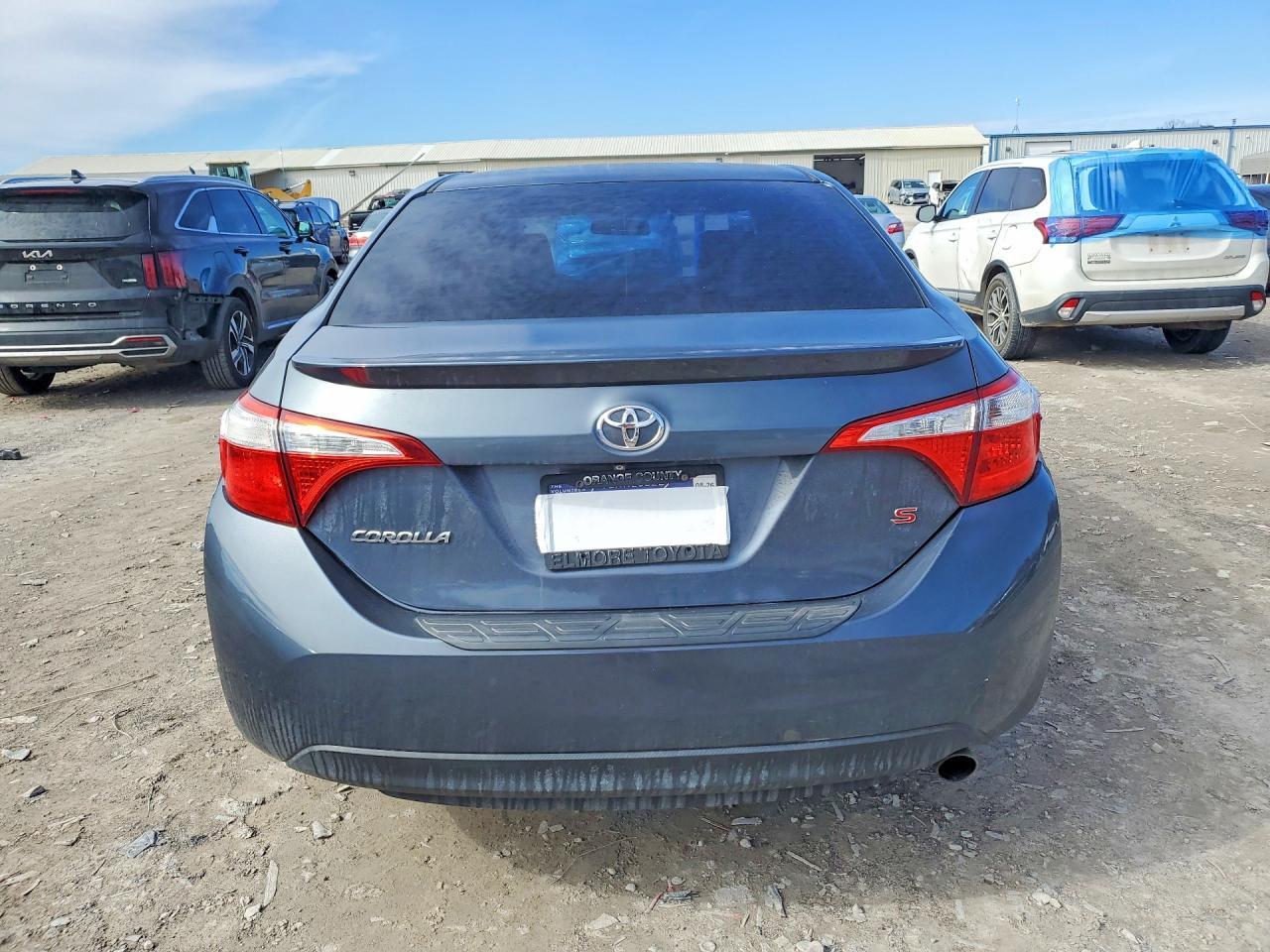 2015 TOYOTA COROLLA
